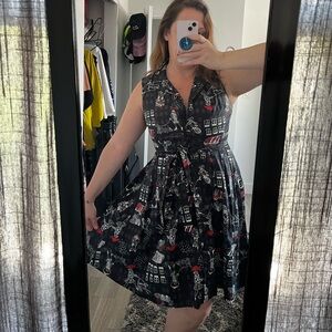 Adorable button-up cocktail dress from ModCloth - women’s size Large.